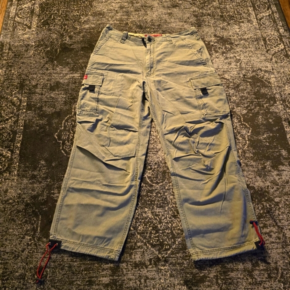 Y2K Abercrombie & Fitch parachute pants